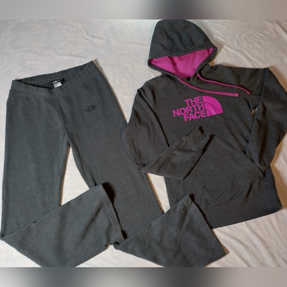 North Face women's small sweat suit